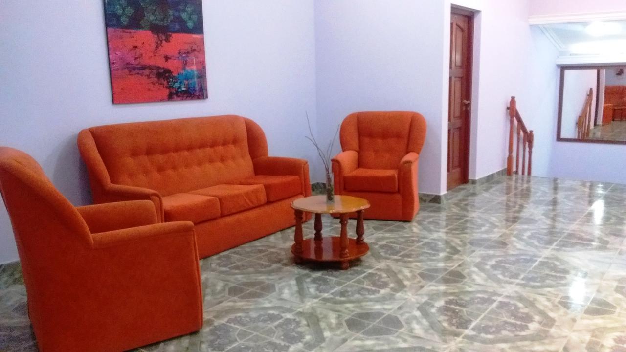 Hotel Cruce Del Desierto Veinticinco de Mayo  Екстер'єр фото